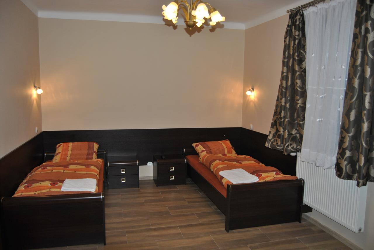 Hotel Gosciniec ววอตซวาเวก ภายนอก รูปภาพ